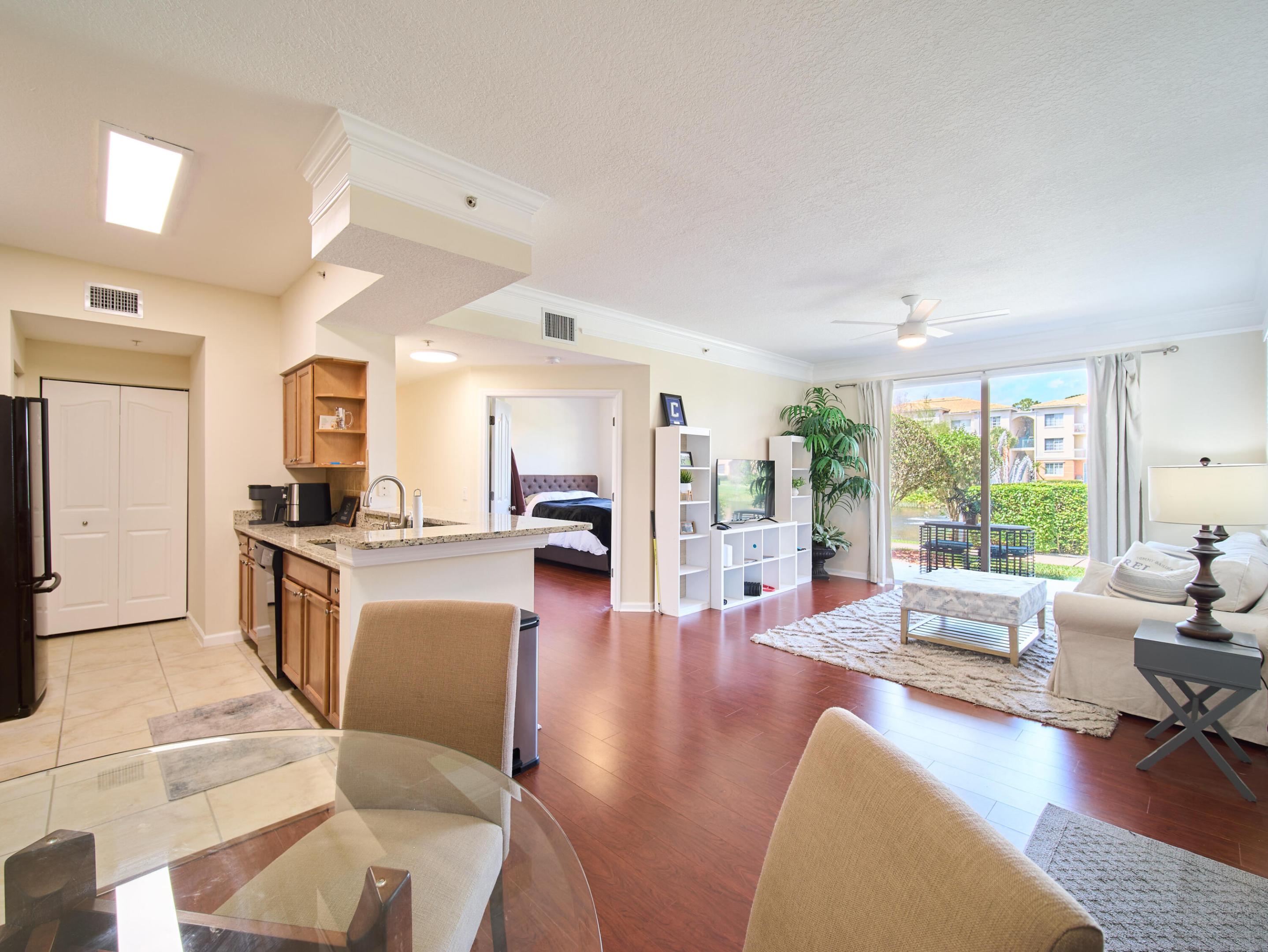 9112 Myrtlewood, Palm Beach Gardens FL 33418