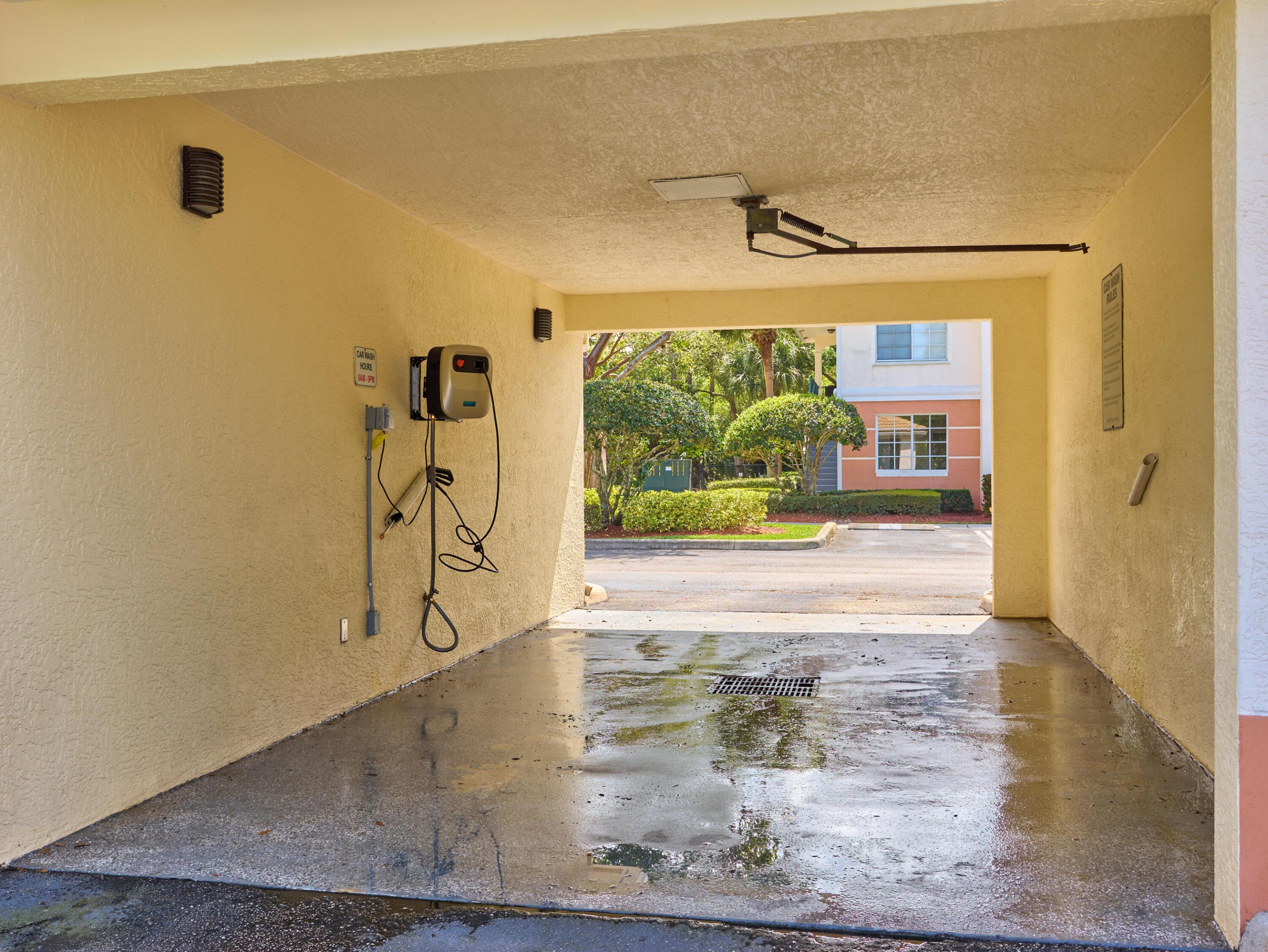 9112 Myrtlewood, Palm Beach Gardens FL 33418