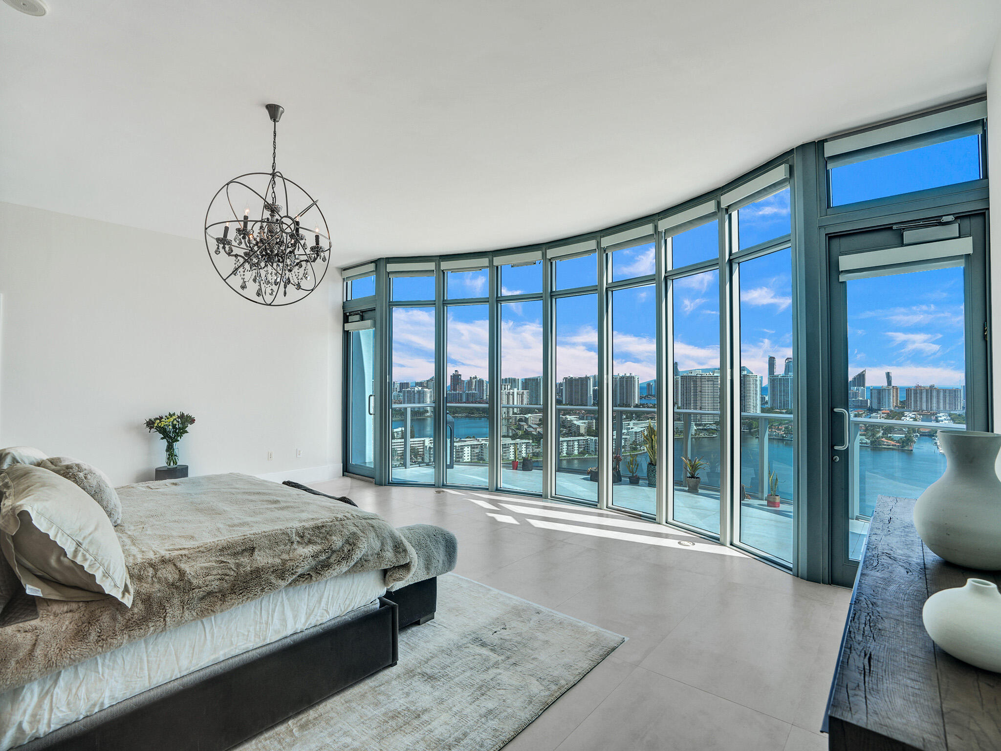 17301 Biscayne, North Miami Beach FL 33160