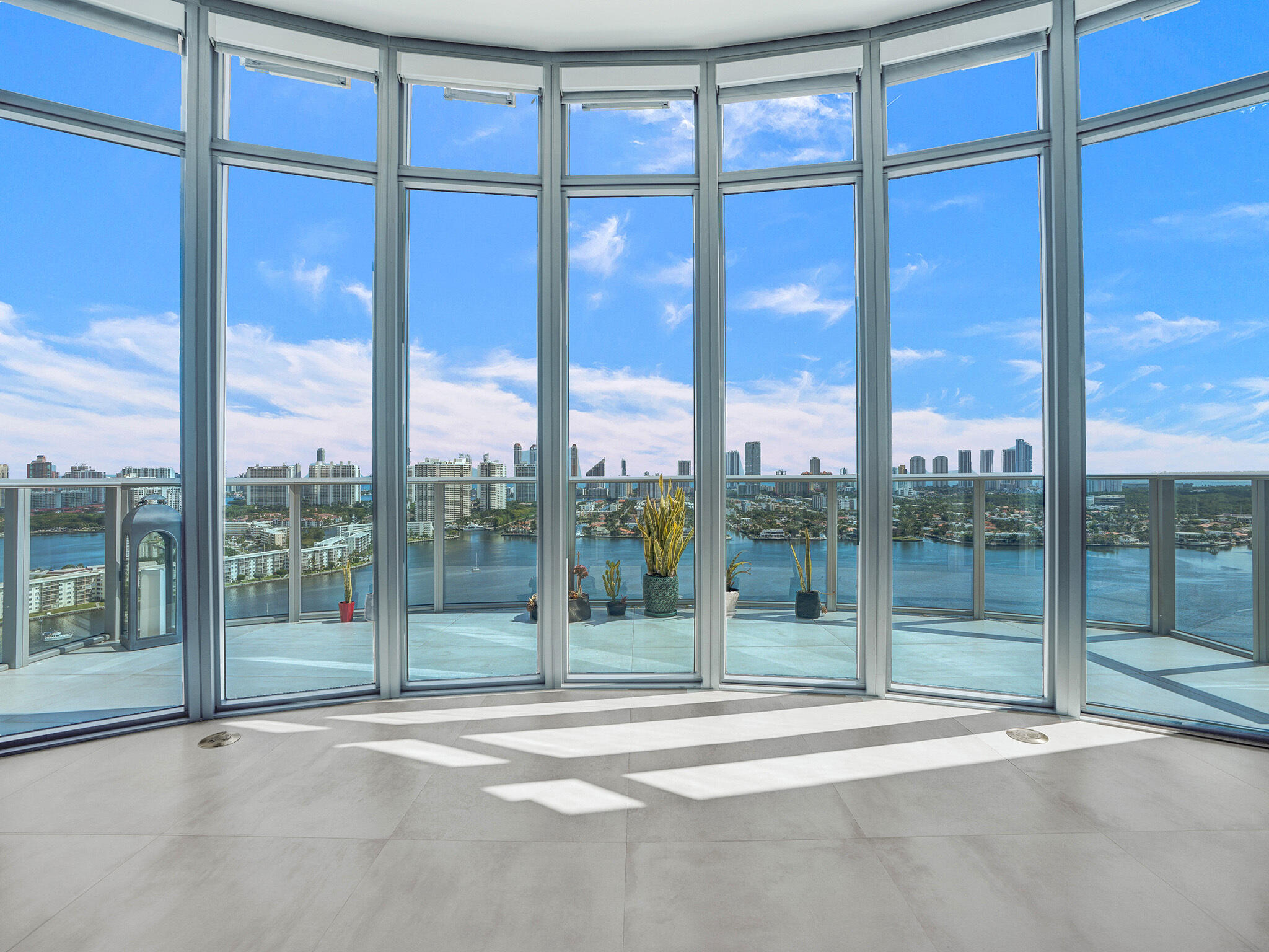 17301 Biscayne, North Miami Beach FL 33160