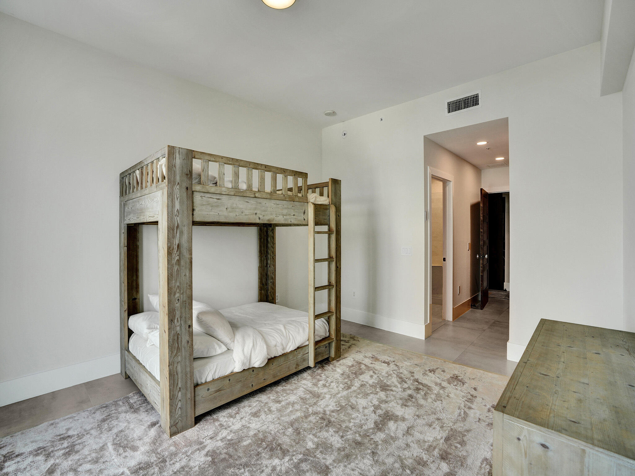 17301 Biscayne, North Miami Beach FL 33160