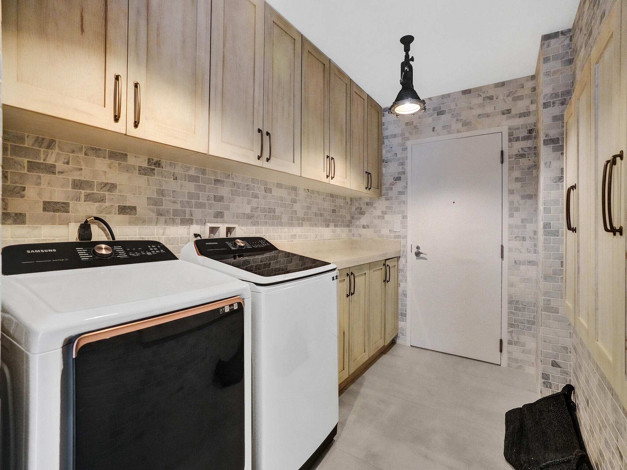 17301 Biscayne, North Miami Beach FL 33160