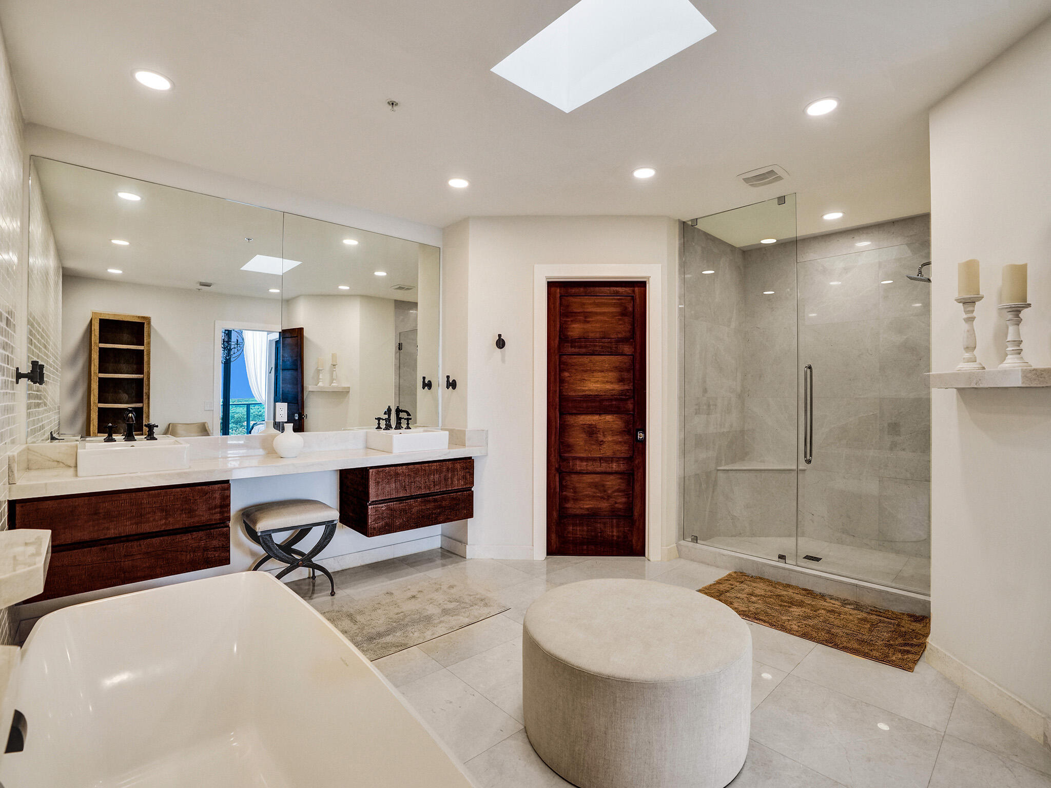 17301 Biscayne, North Miami Beach FL 33160