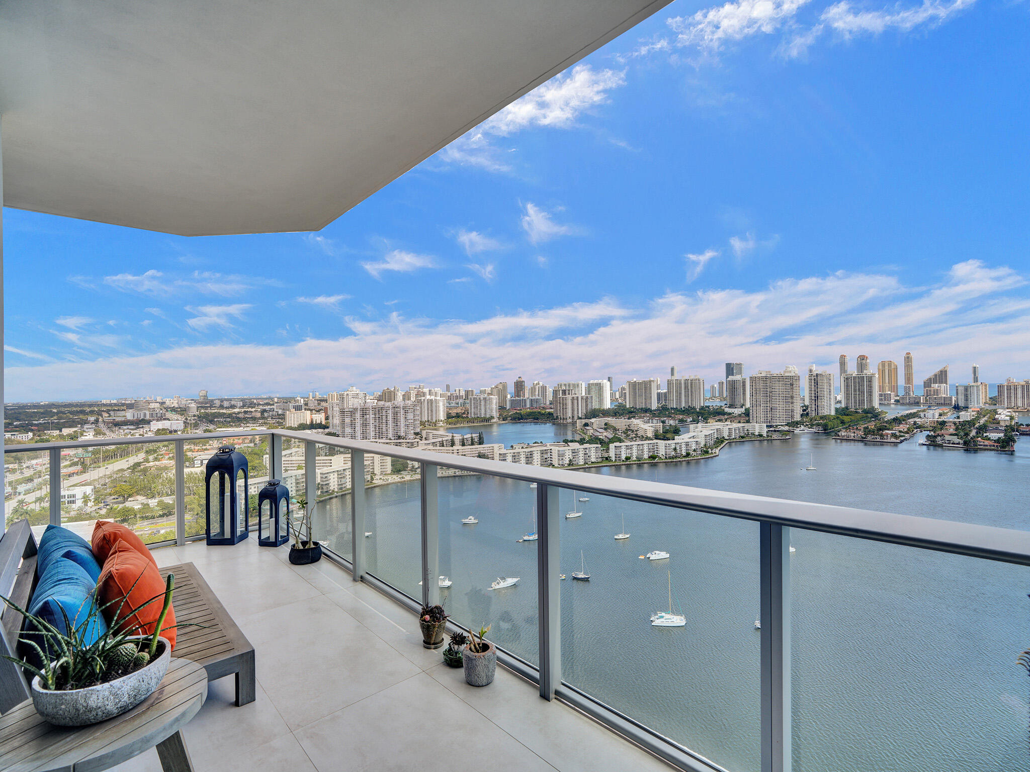 17301 Biscayne, North Miami Beach FL 33160
