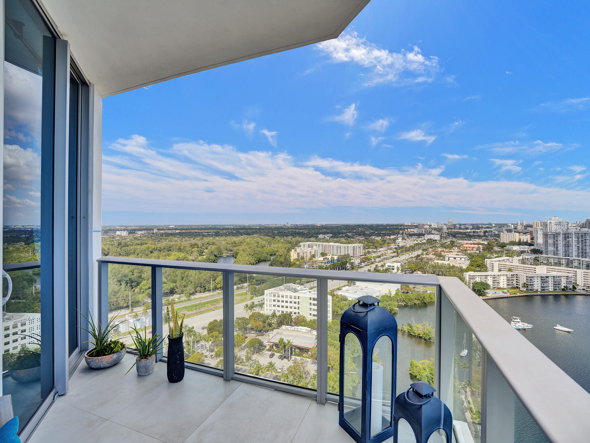 17301 Biscayne, North Miami Beach FL 33160