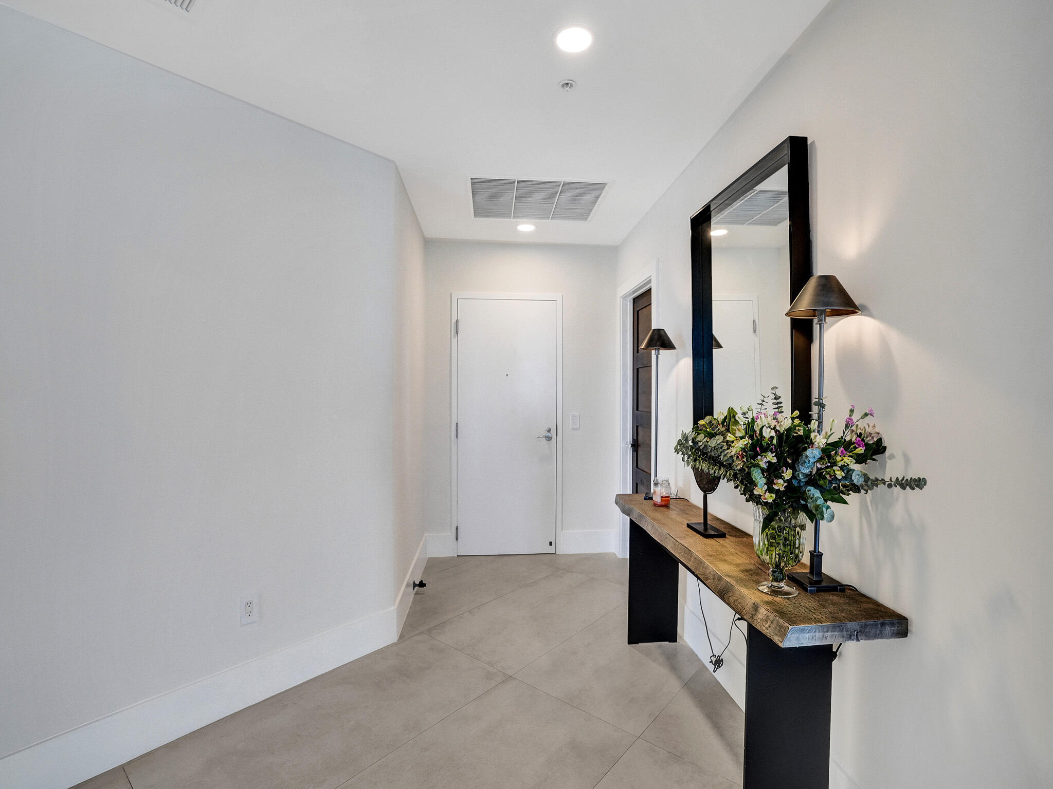 17301 Biscayne, North Miami Beach FL 33160