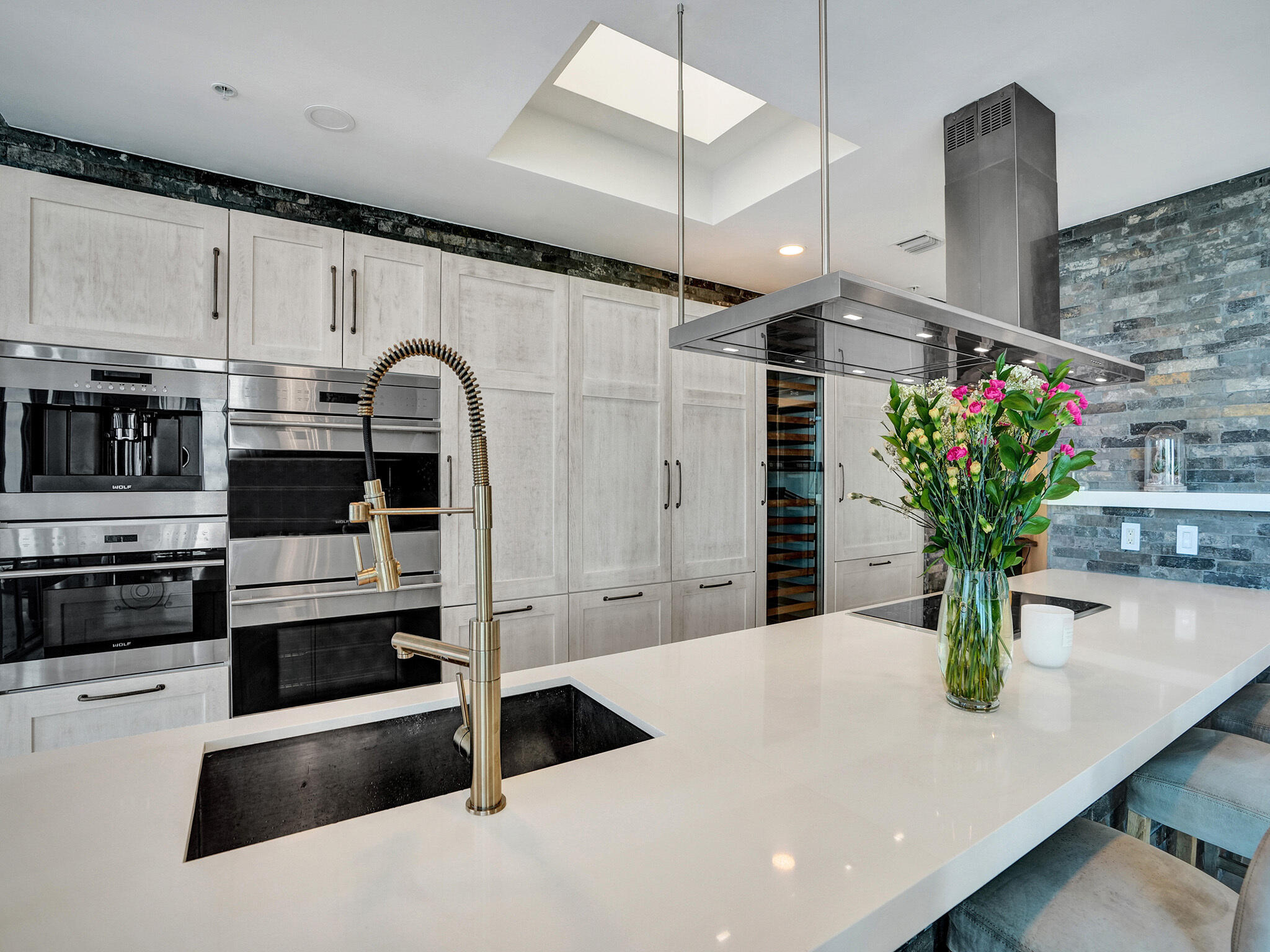 17301 Biscayne, North Miami Beach FL 33160