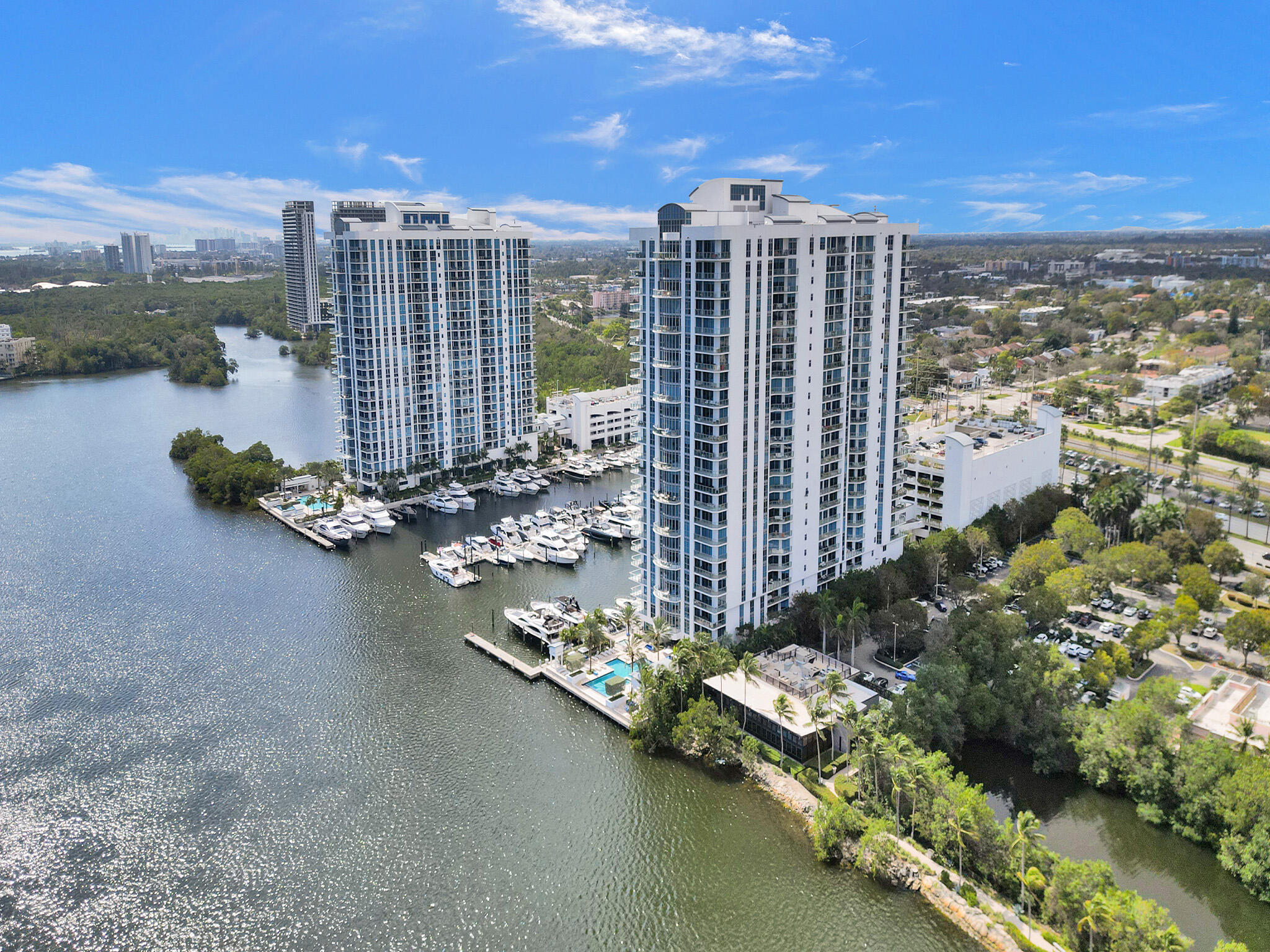 17301 Biscayne, North Miami Beach FL 33160