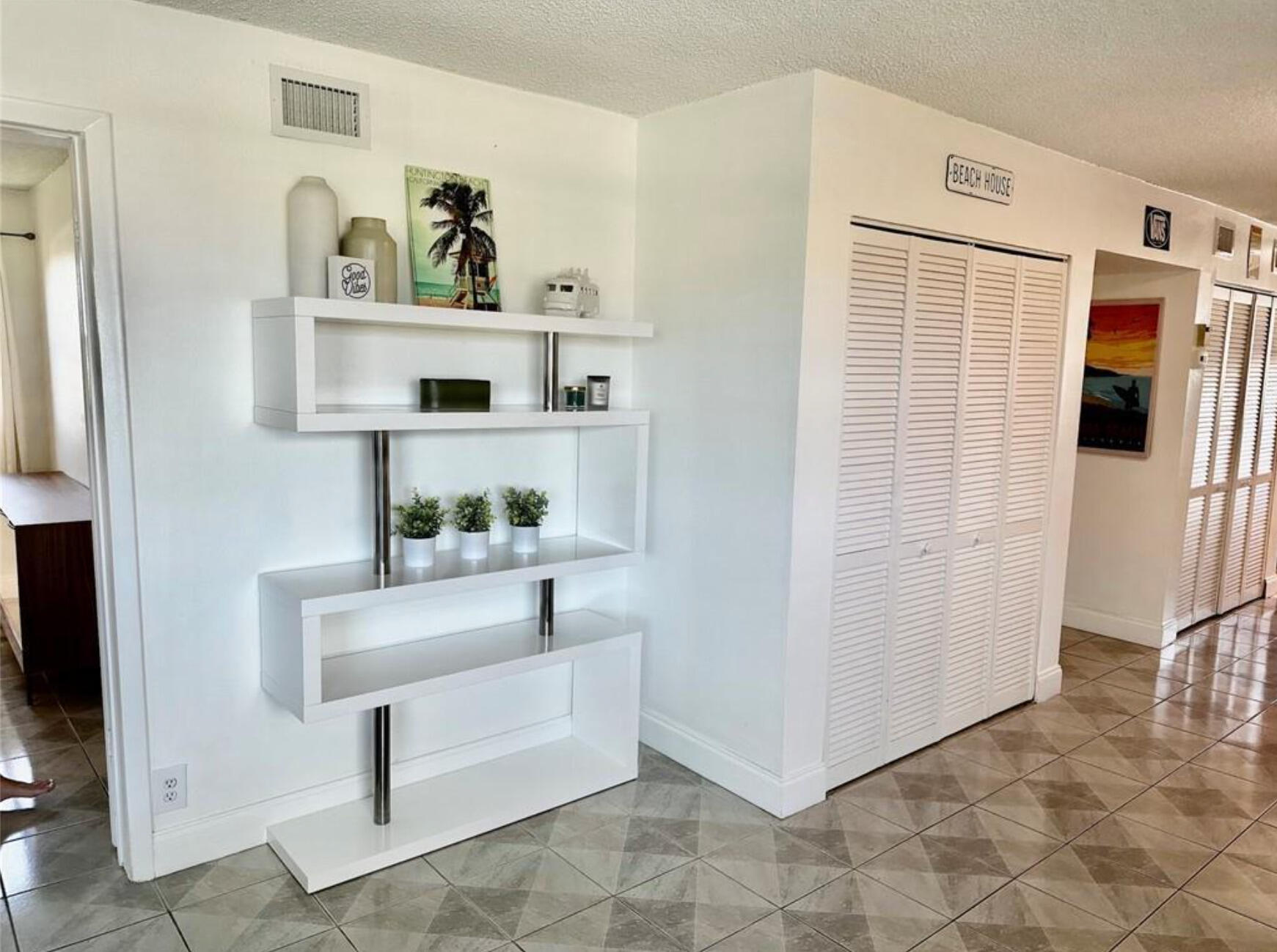 1975 SE 3rd #403, Deerfield Beach FL 33441