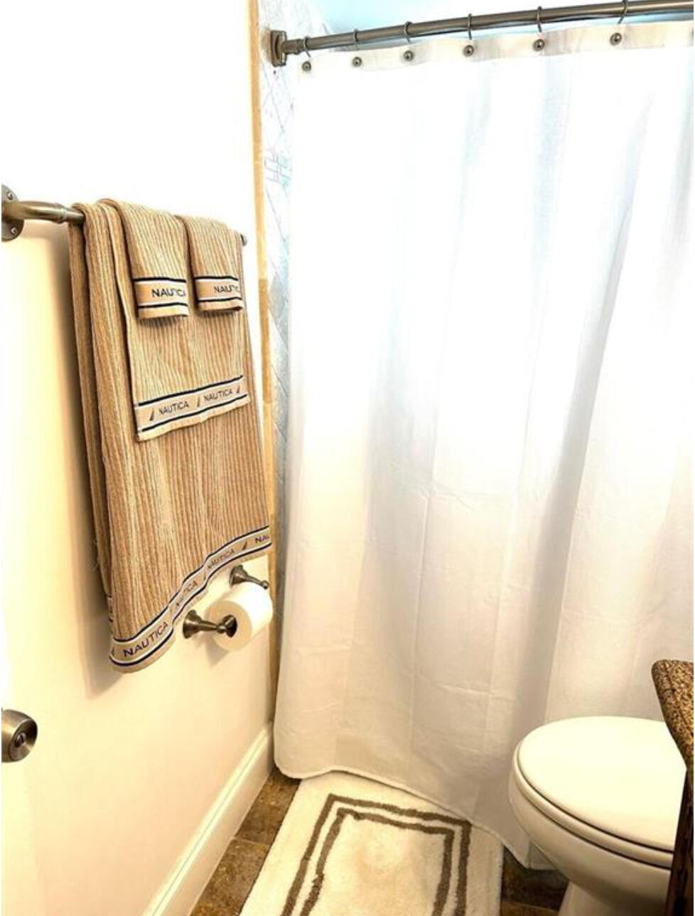 1975 SE 3rd #403, Deerfield Beach FL 33441