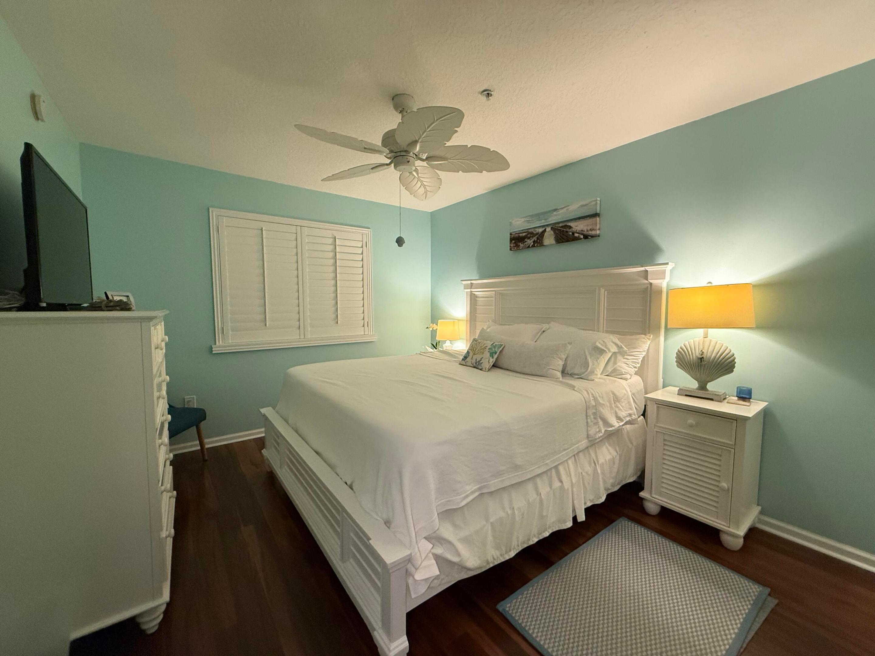 236 Village, Tequesta FL 33469