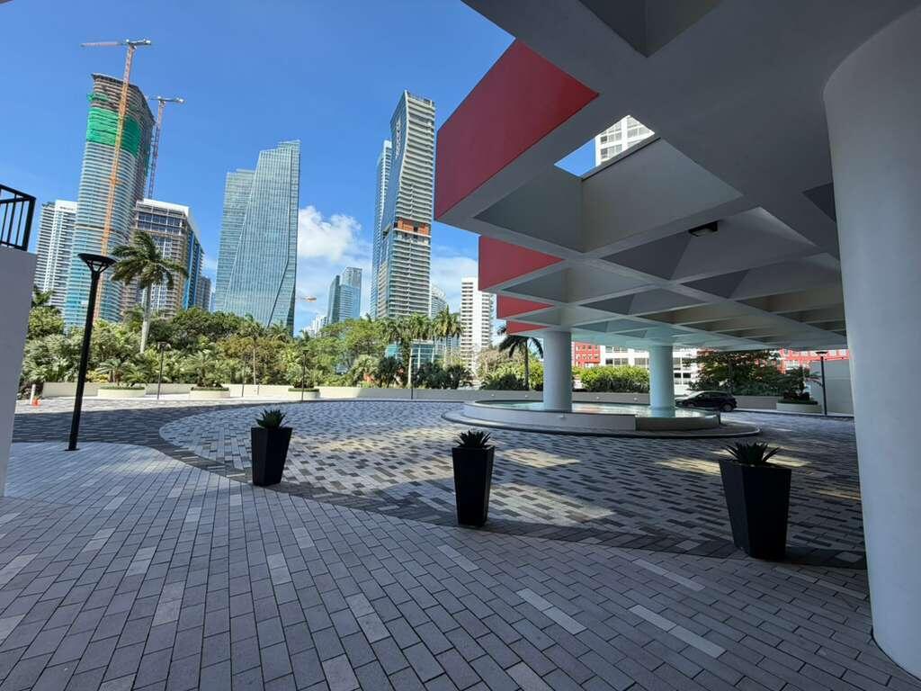 1581 Brickell #406, Miami FL 33129