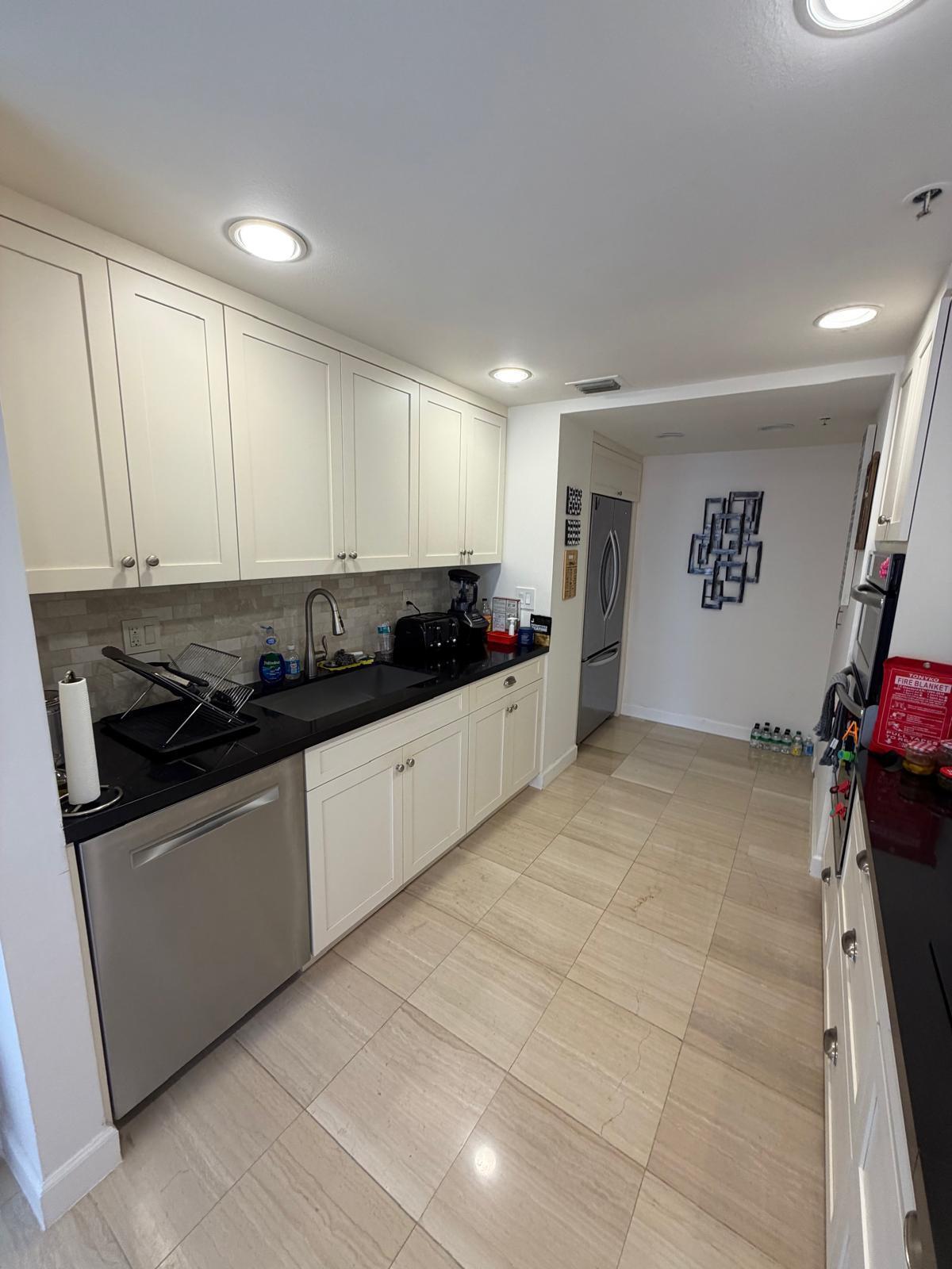 1581 Brickell #406, Miami FL 33129
