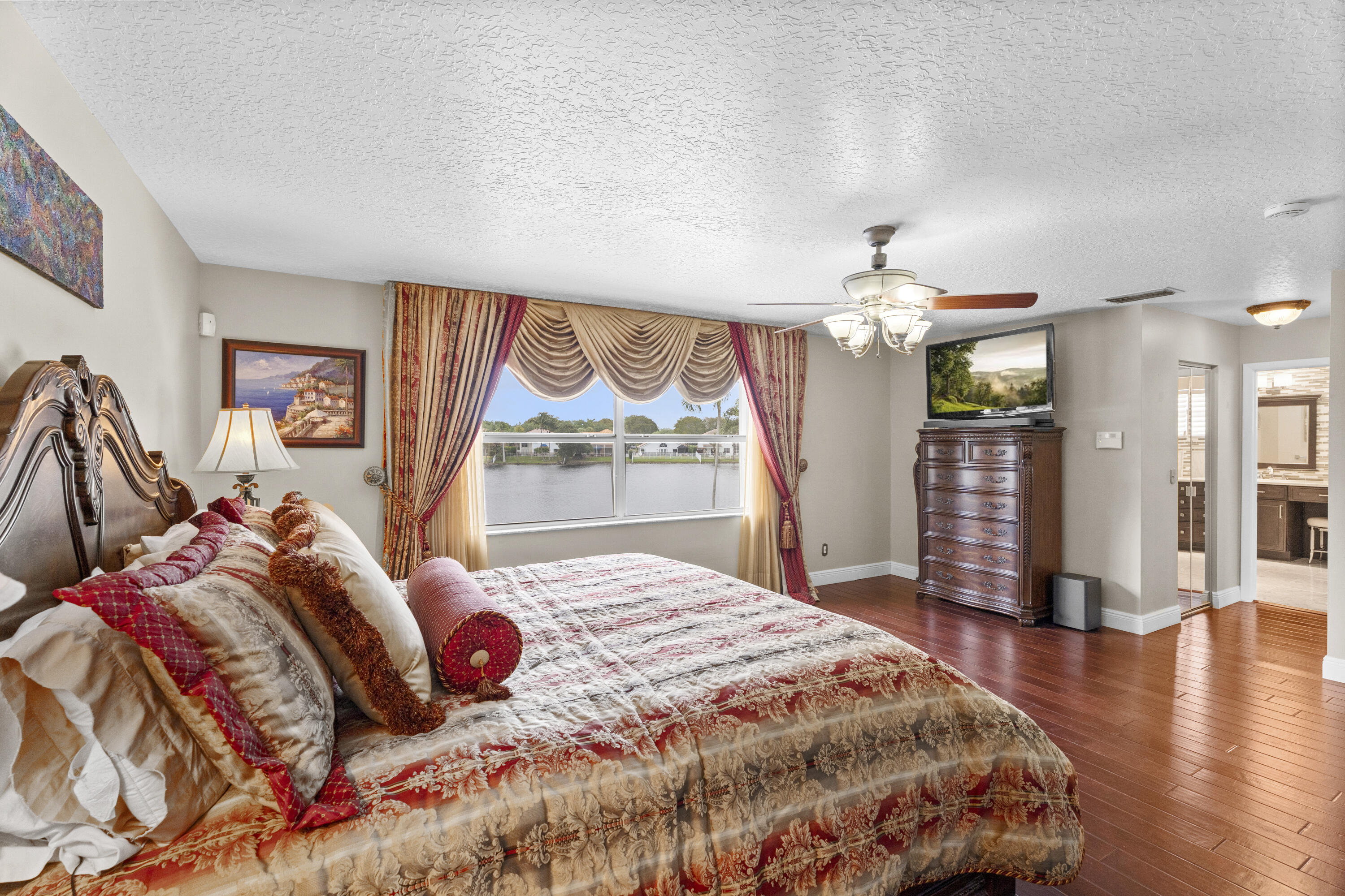 3342 Amsterdam, Cooper City FL 33026