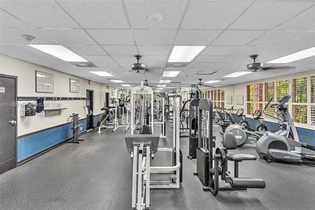 3342 Amsterdam, Cooper City FL 33026