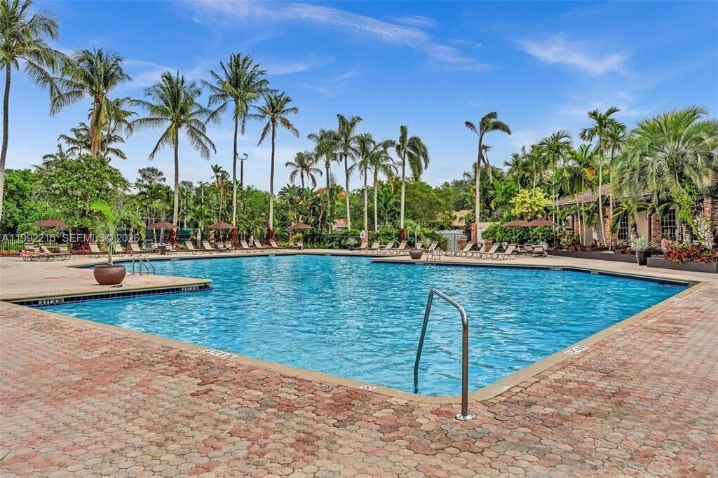 3342 Amsterdam, Cooper City FL 33026