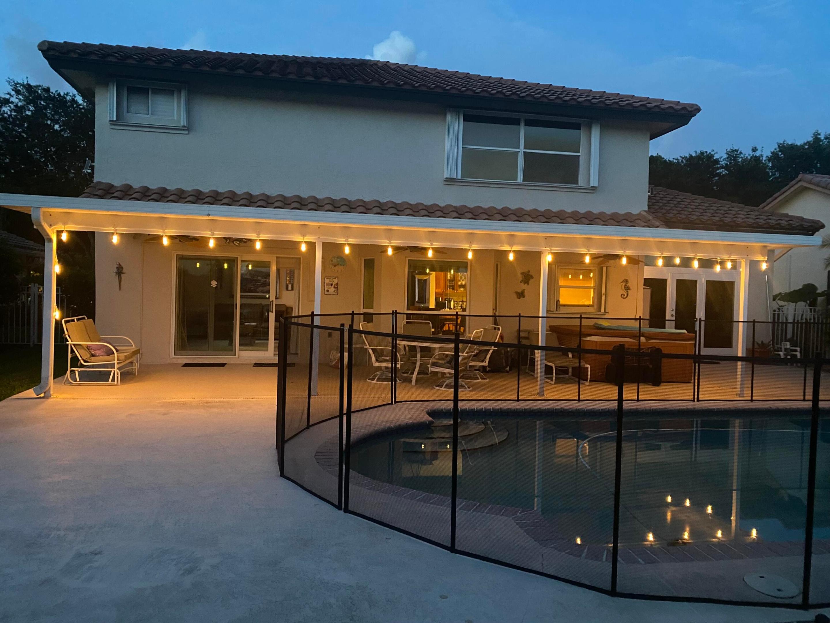 3342 Amsterdam, Cooper City FL 33026