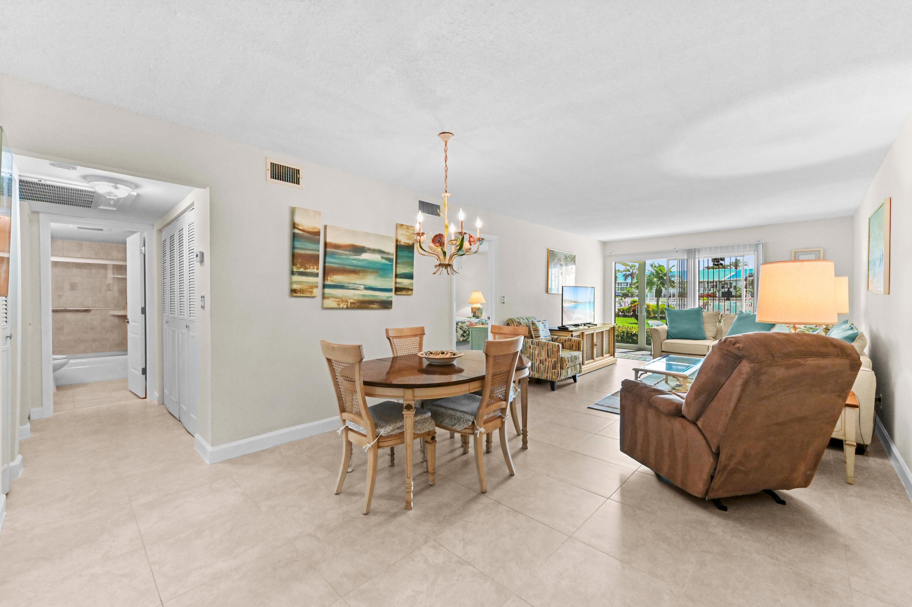5540 N Ocean #107, Ocean Ridge FL 33435