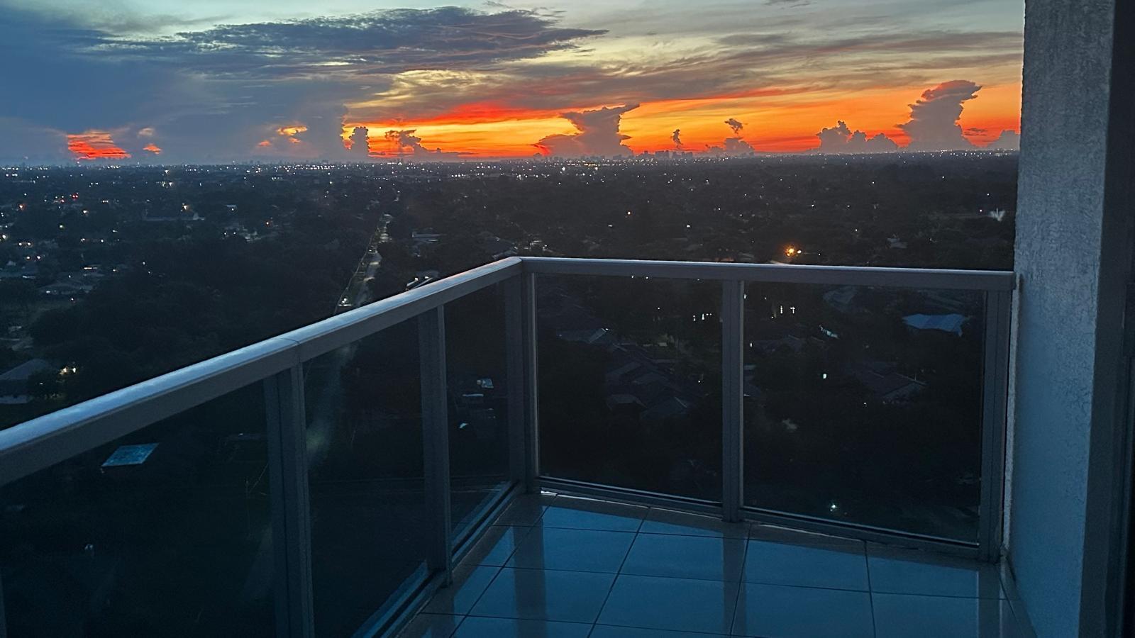 2641 N Flamingo #2108 N, Plantation FL 33323