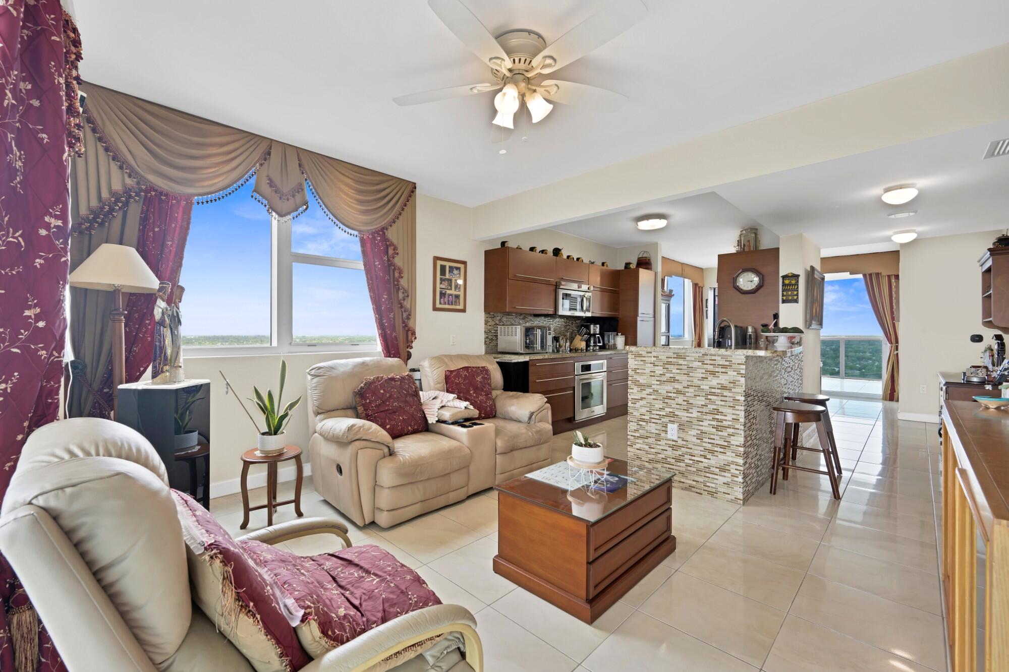 2641 N Flamingo #2108 N, Plantation FL 33323