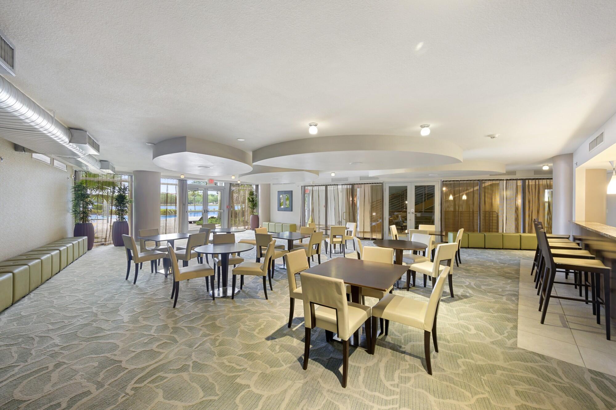 2641 N Flamingo #2108 N, Plantation FL 33323
