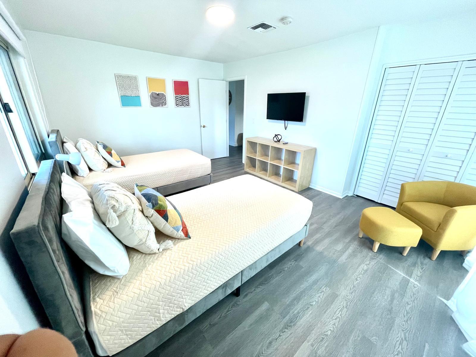 2809 SW 46th, Dania Beach FL 33312