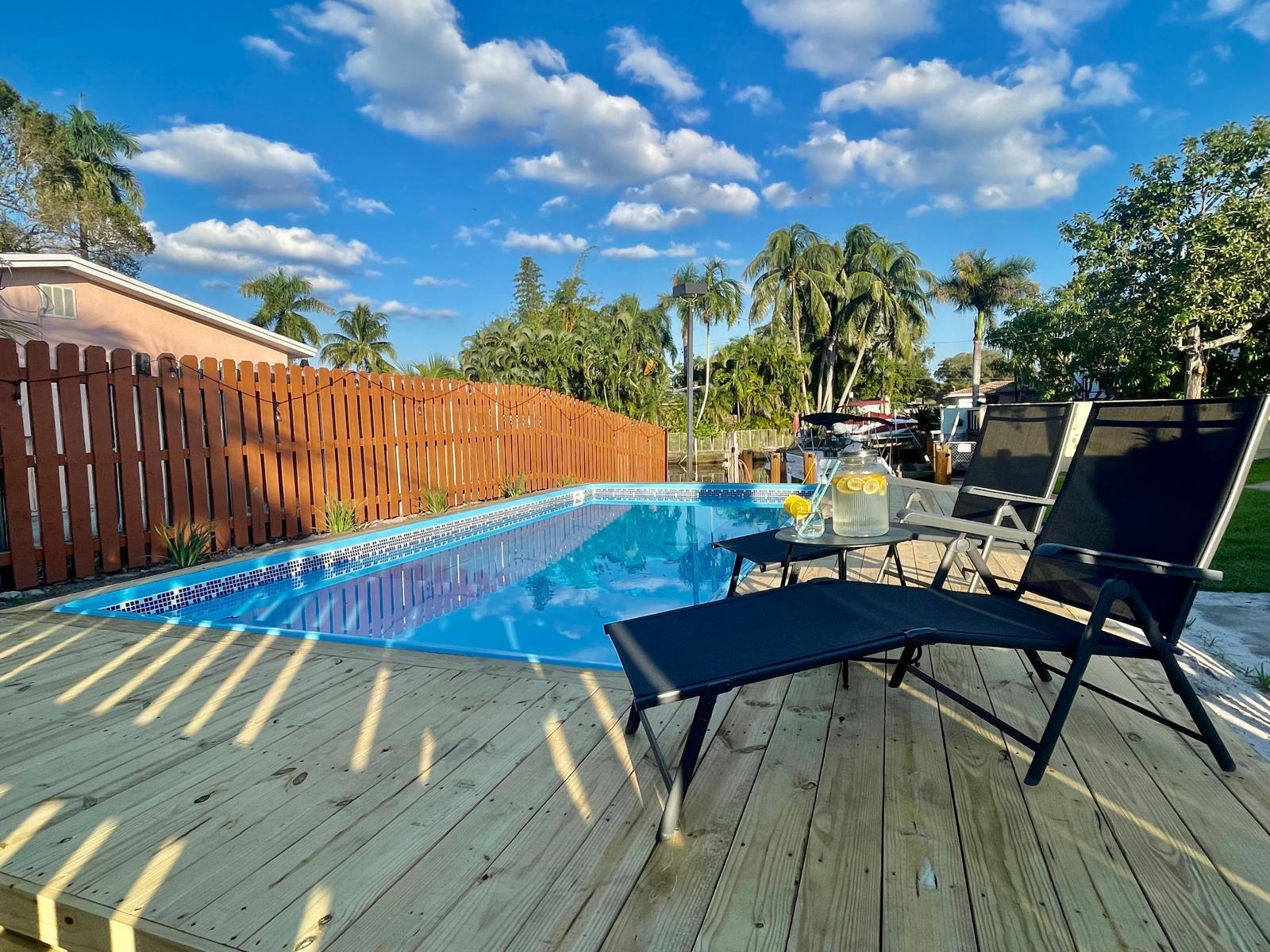 2809 SW 46th, Dania Beach FL 33312