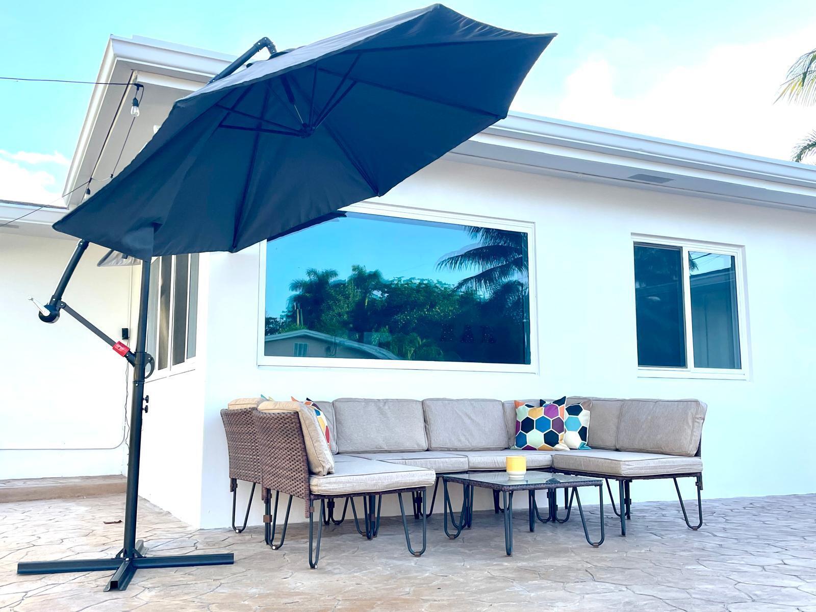 2809 SW 46th, Dania Beach FL 33312