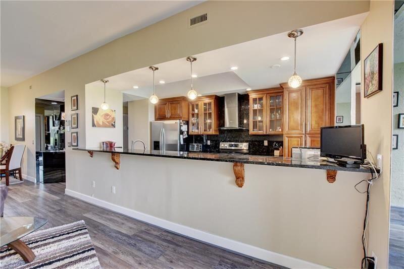 7448 La Paz #104, Boca Raton FL 33433