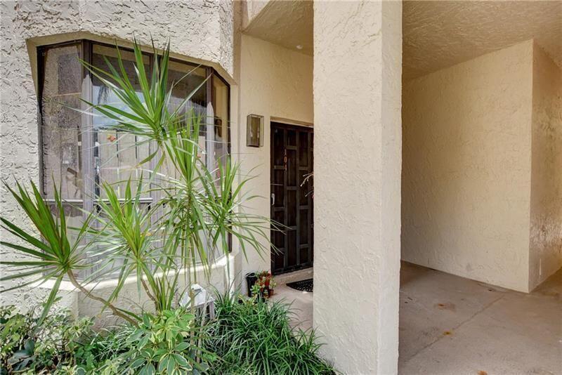 7448 La Paz #104, Boca Raton FL 33433