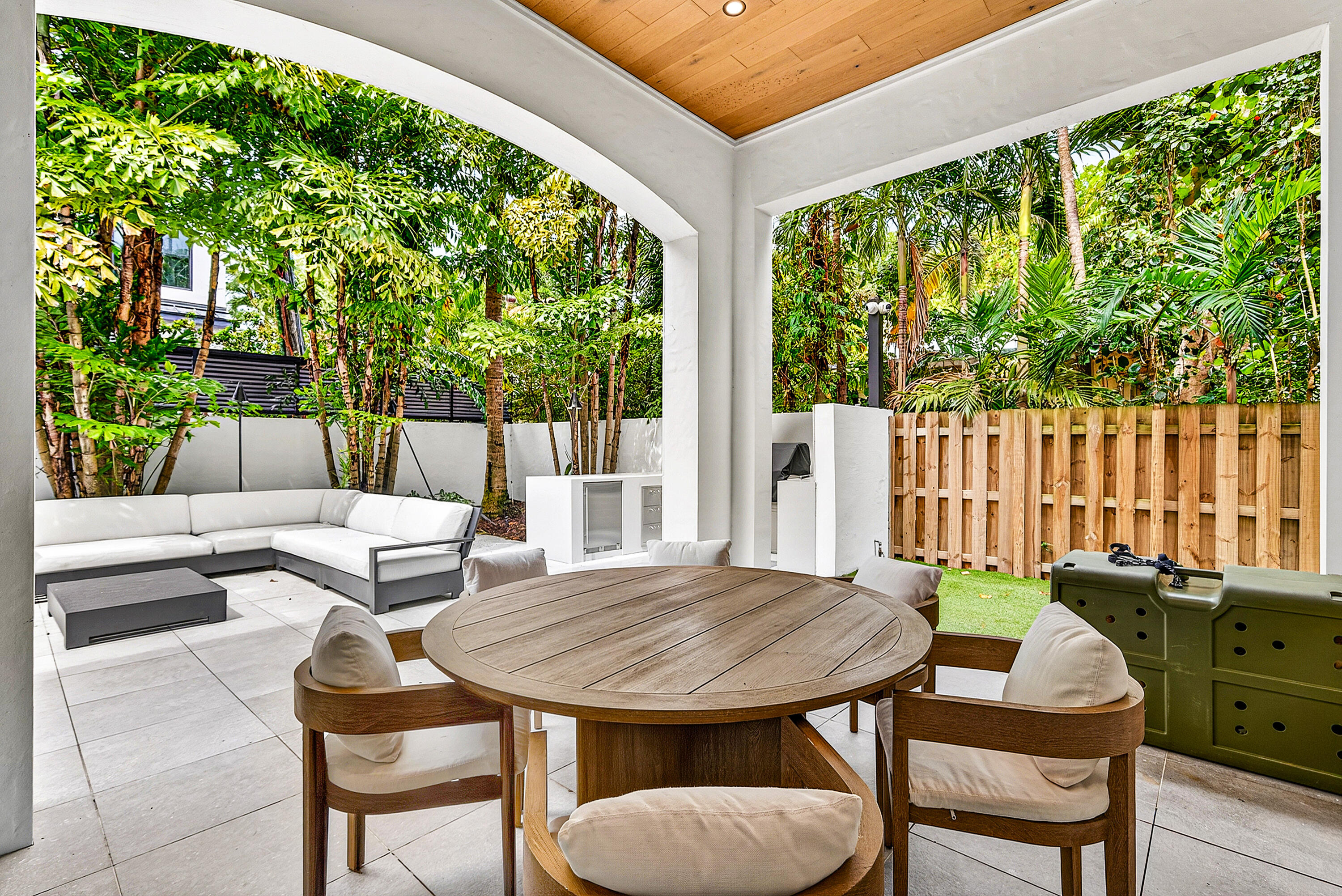 755 Fern, Boca Raton FL 33432