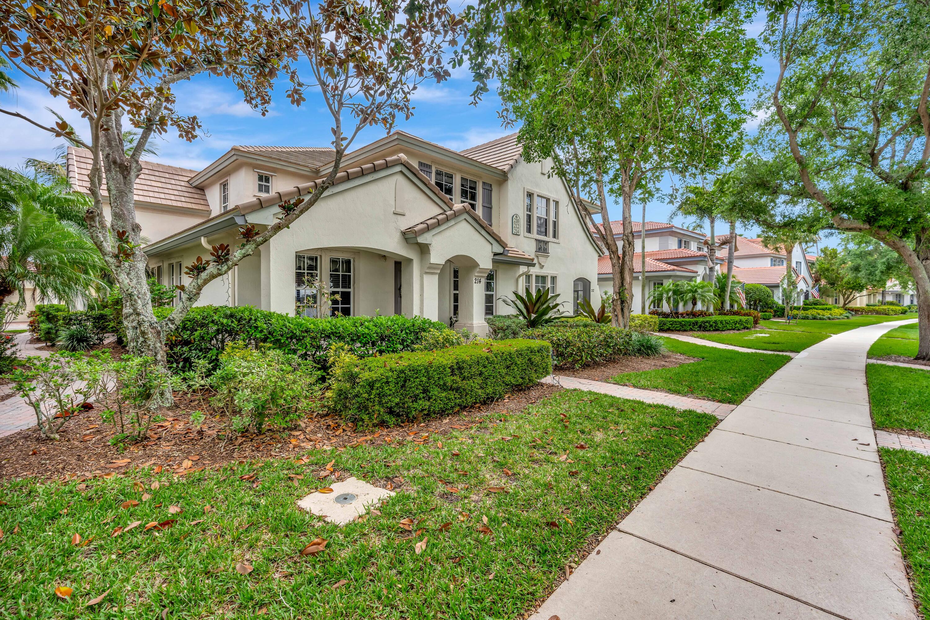 214 Evergrene, Palm Beach Gardens FL 33410