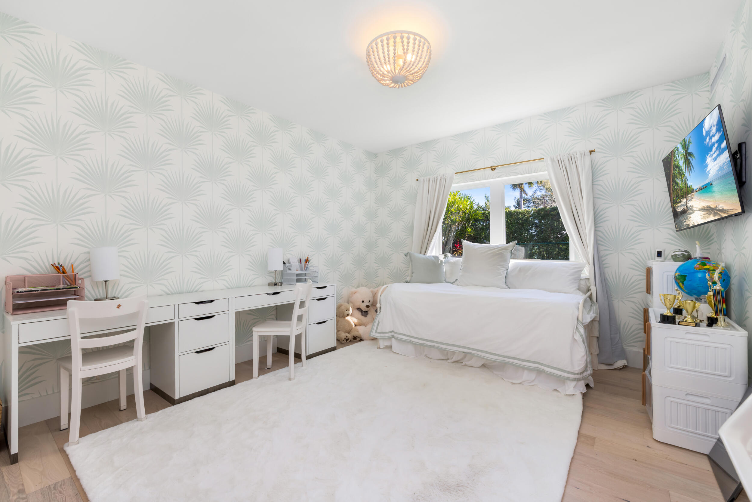 121 Seville, West Palm Beach FL 33405