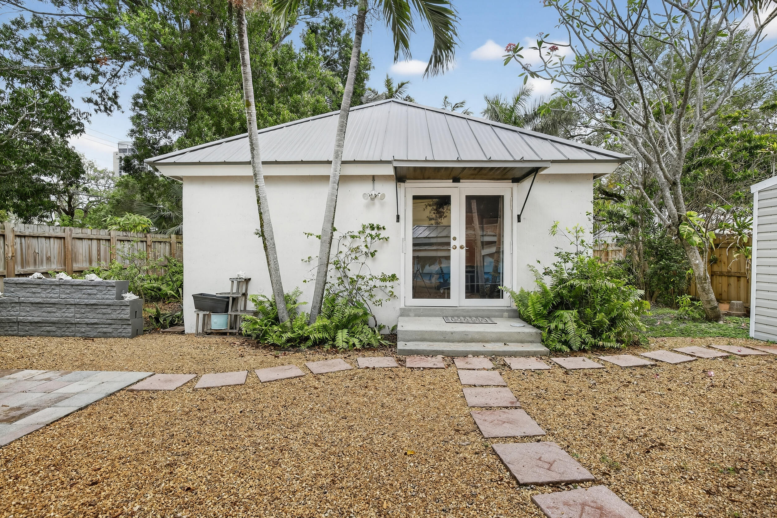 605 SW 6th, Fort Lauderdale FL 33315