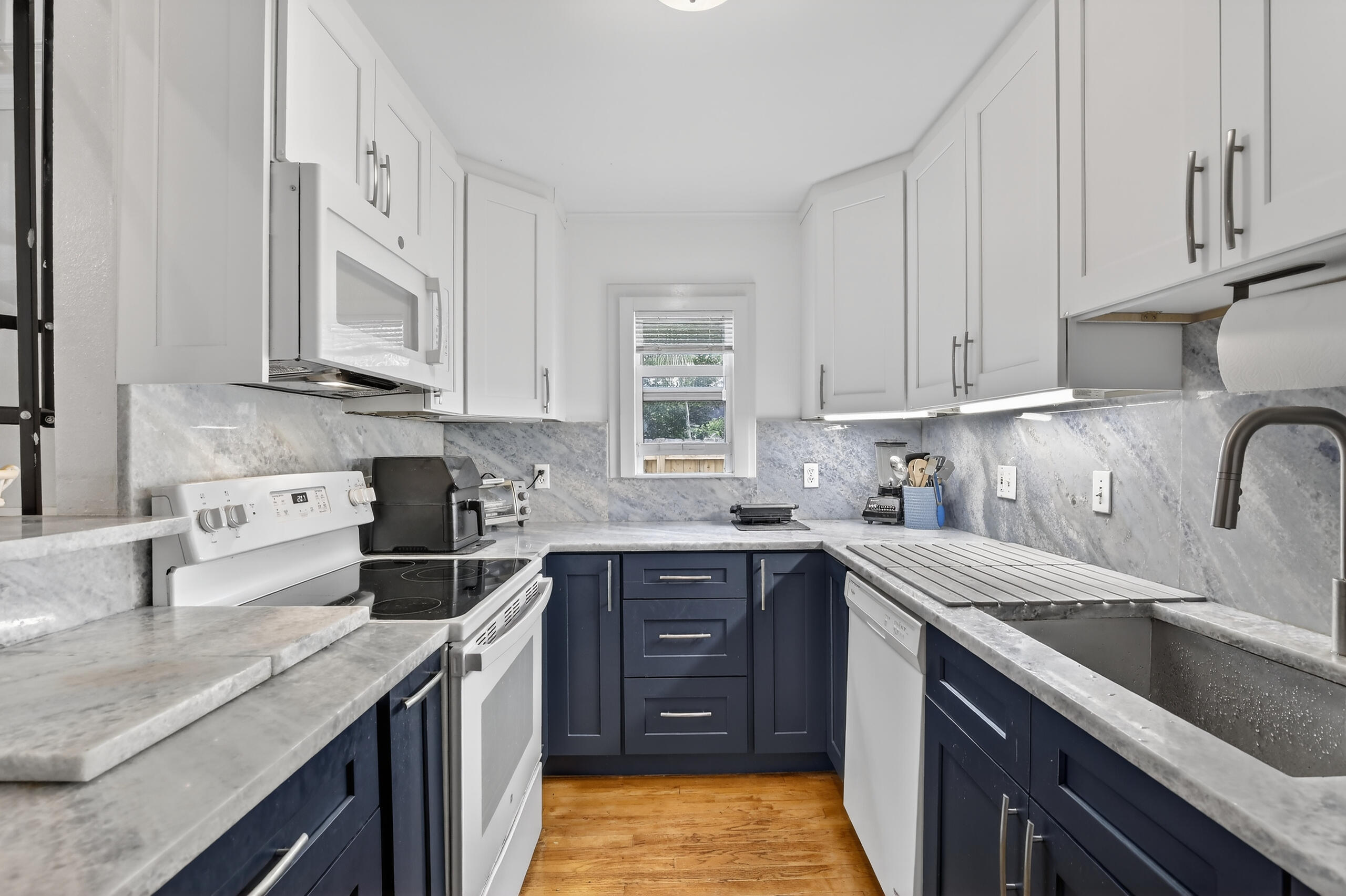 605 SW 6th, Fort Lauderdale FL 33315
