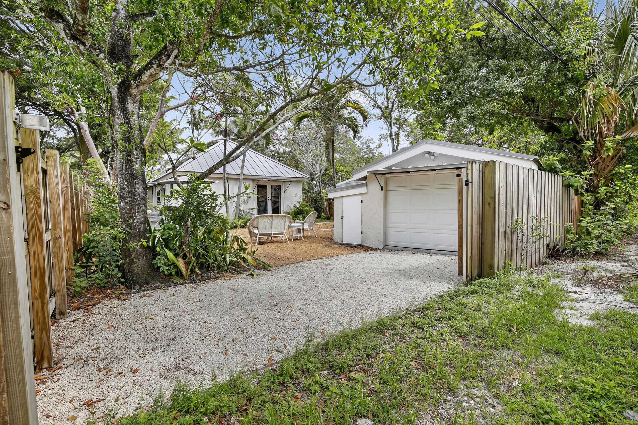 605 SW 6th, Fort Lauderdale FL 33315