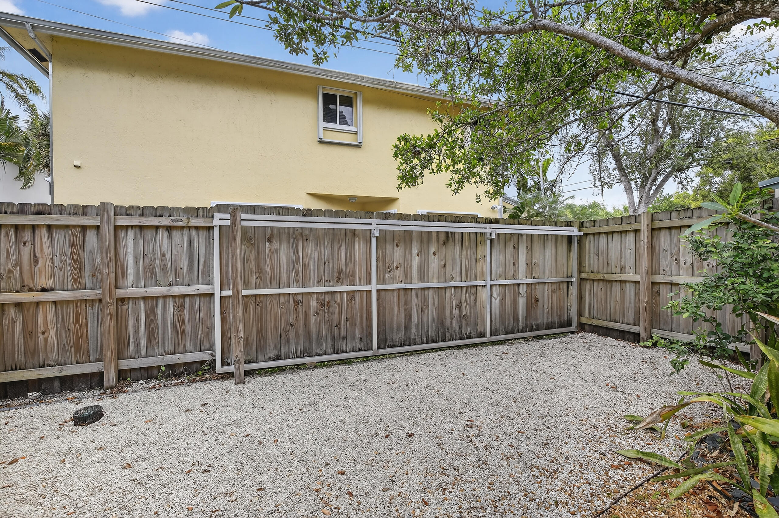 605 SW 6th, Fort Lauderdale FL 33315