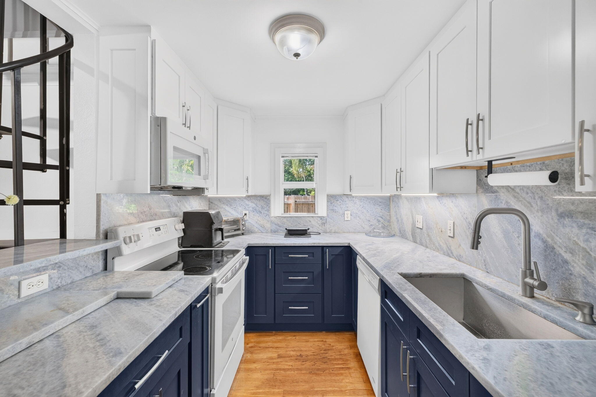 605 SW 6th, Fort Lauderdale FL 33315