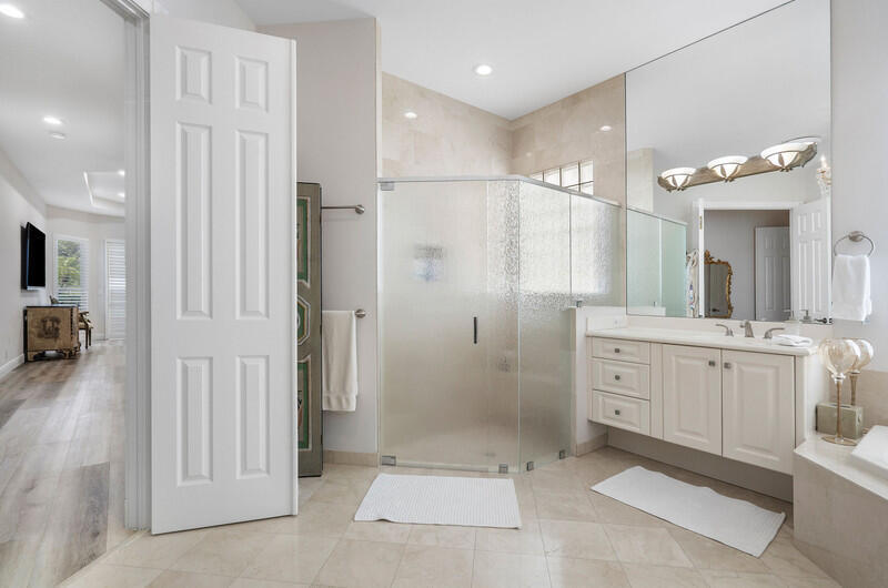 14364 Stroller, Wellington FL 33414
