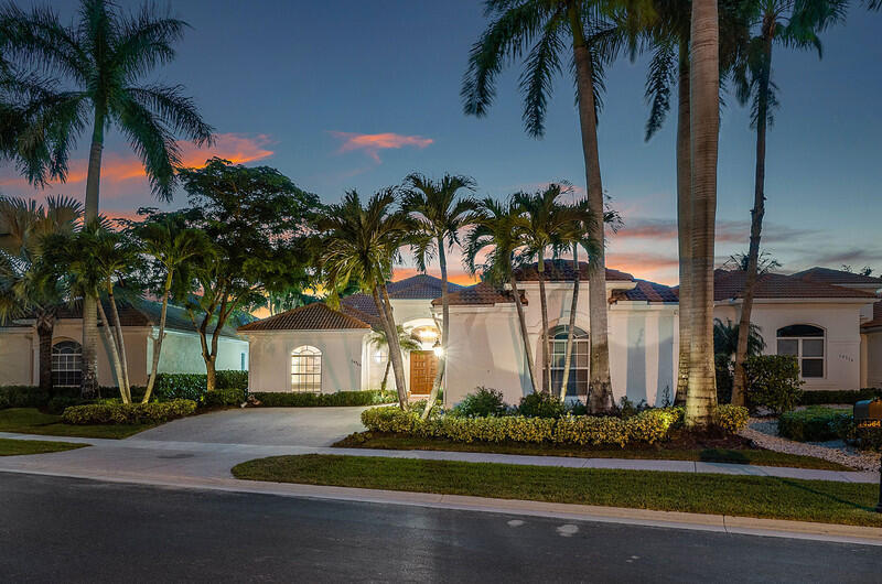14364 Stroller, Wellington FL 33414