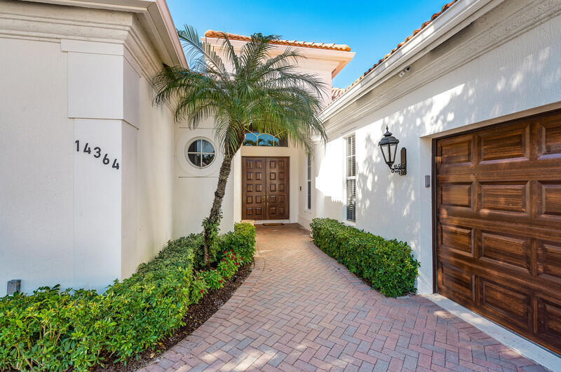 14364 Stroller, Wellington FL 33414