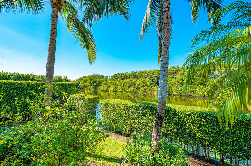 14364 Stroller, Wellington FL 33414