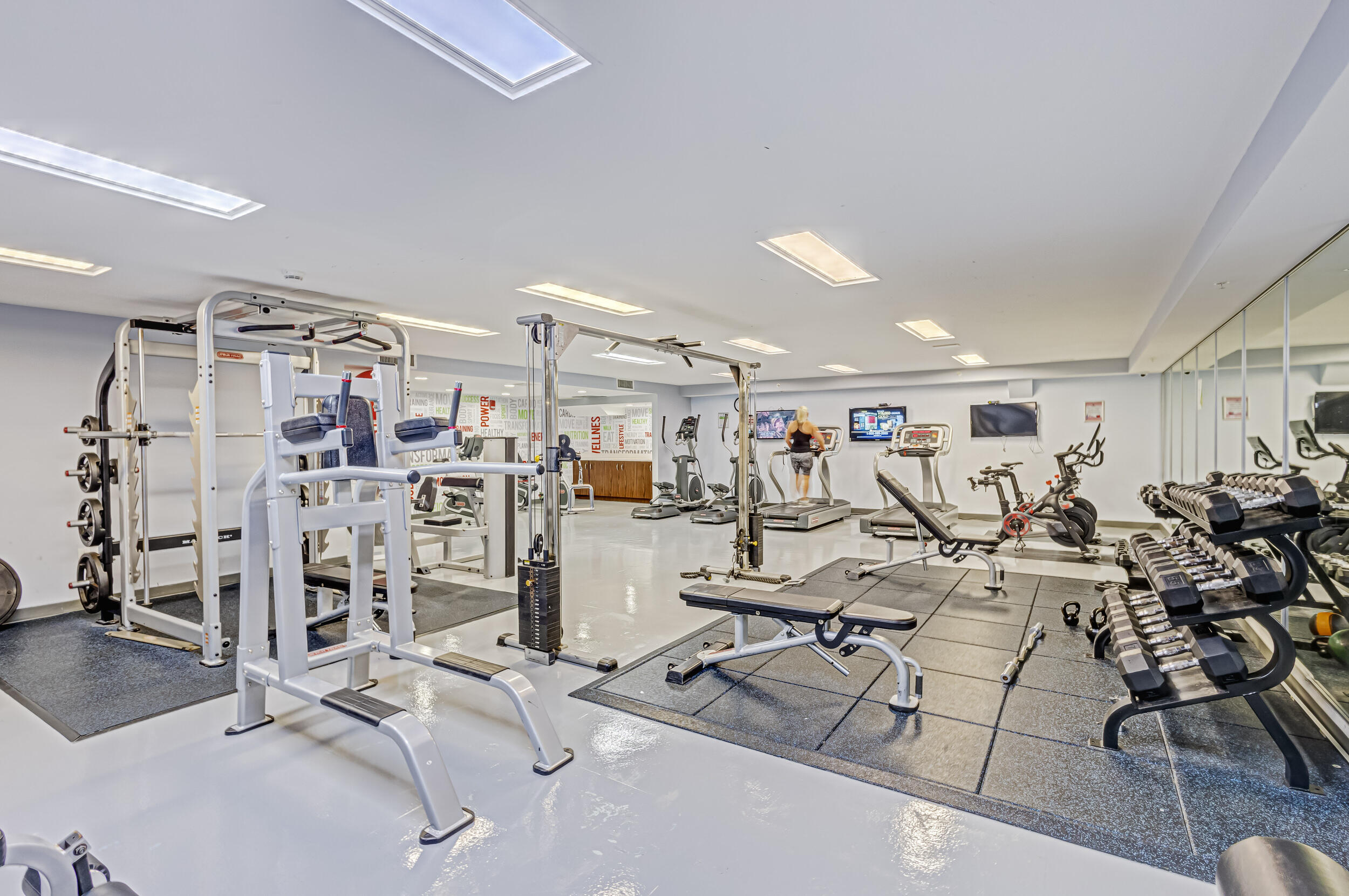 410 Evernia #801, West Palm Beach FL 33401