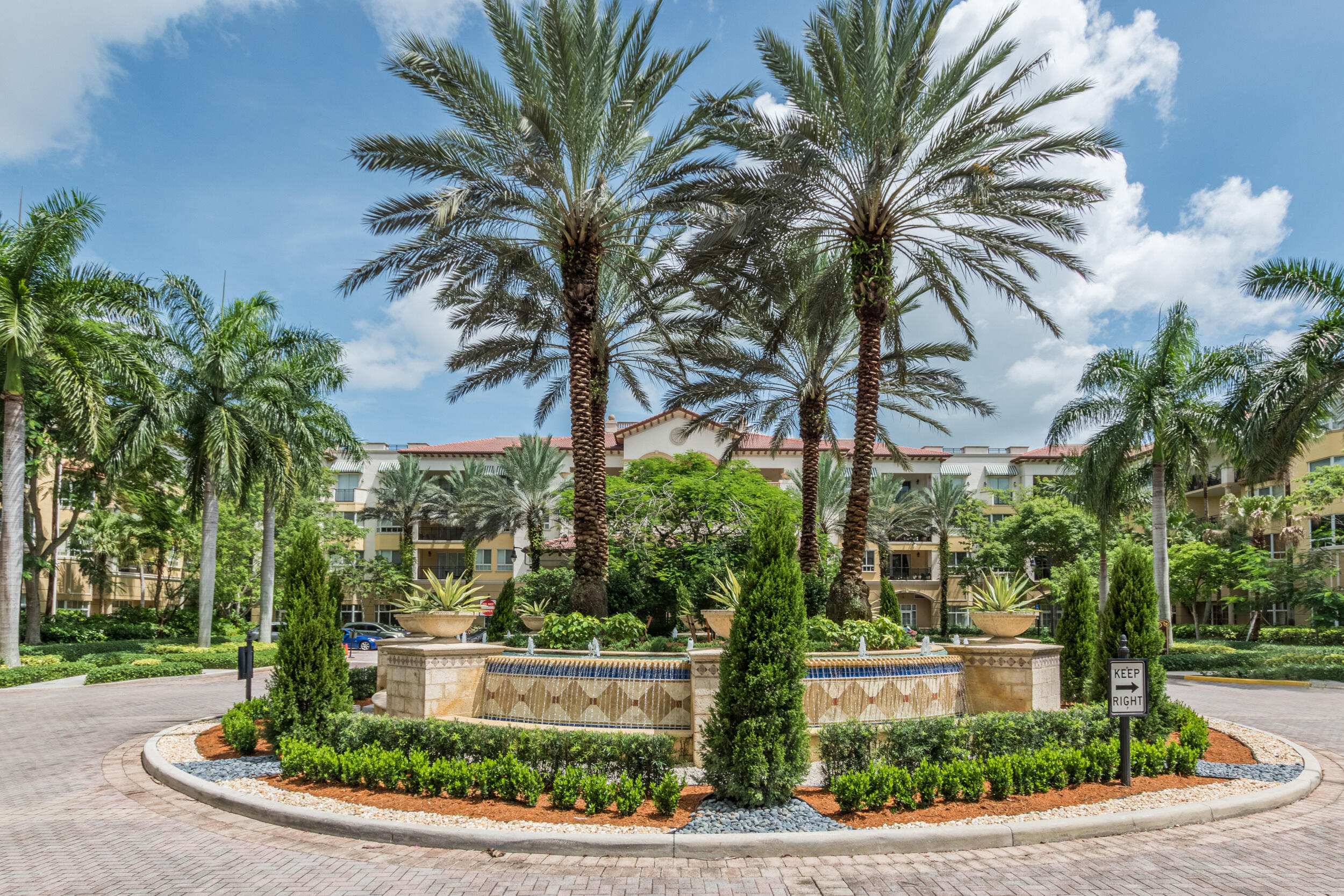 16135 Emerald Estates #164, Weston FL 33331