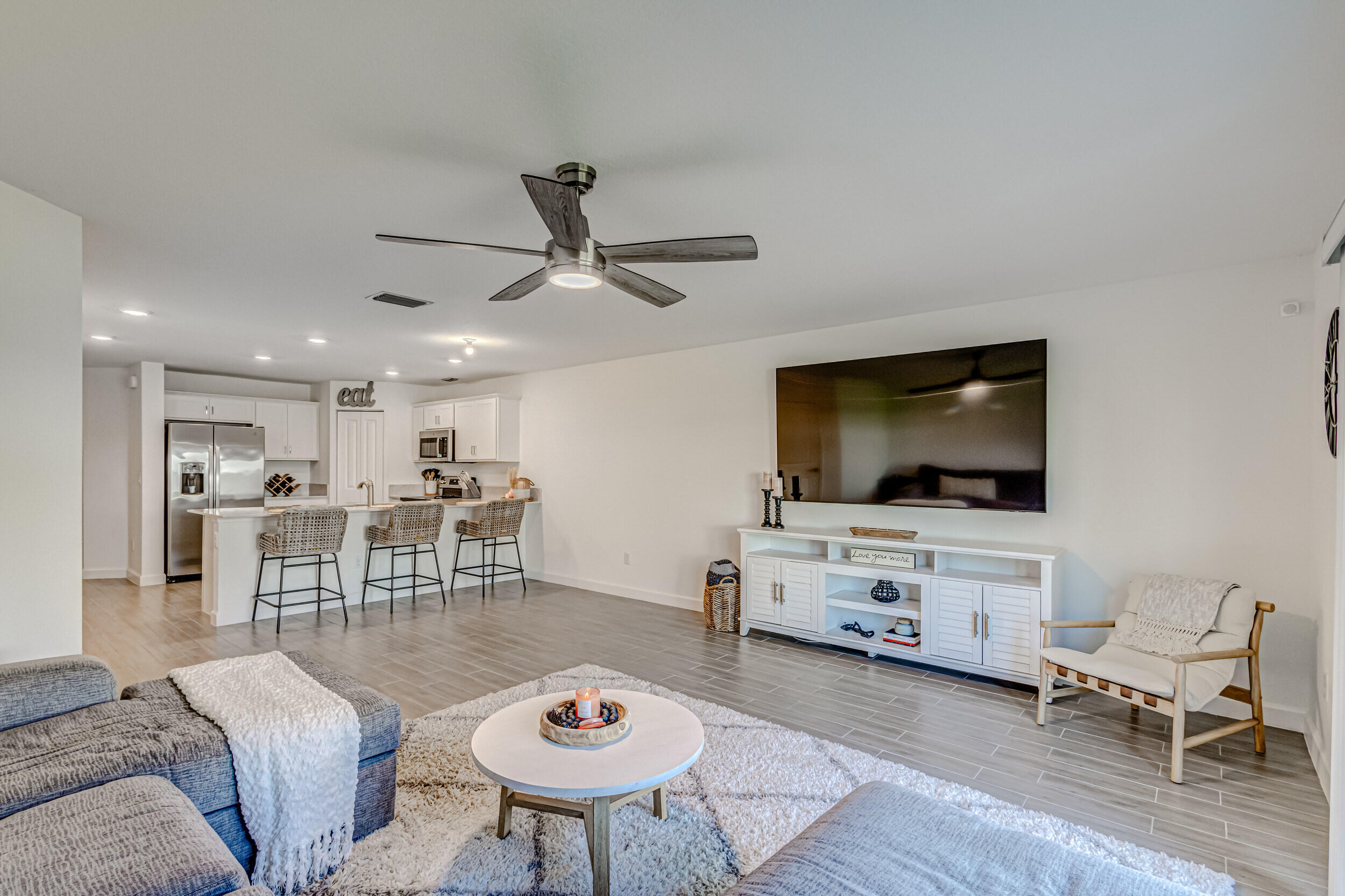 5007 Woods Edge, Riviera Beach FL 33410