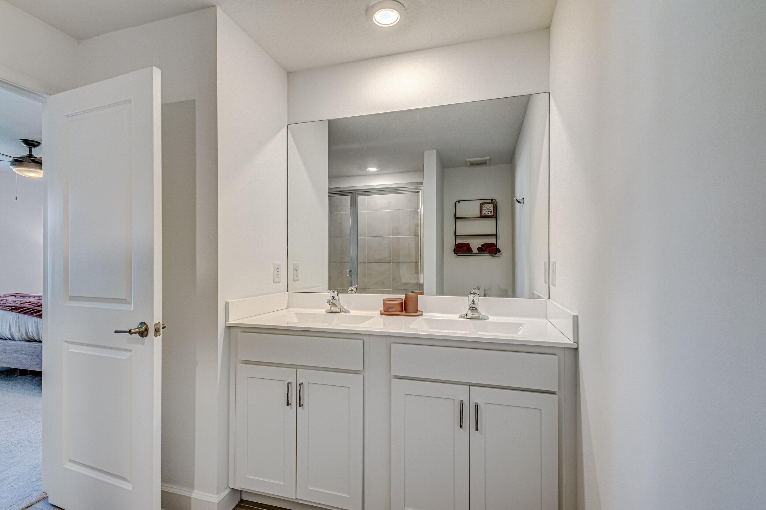5007 Woods Edge, Riviera Beach FL 33410