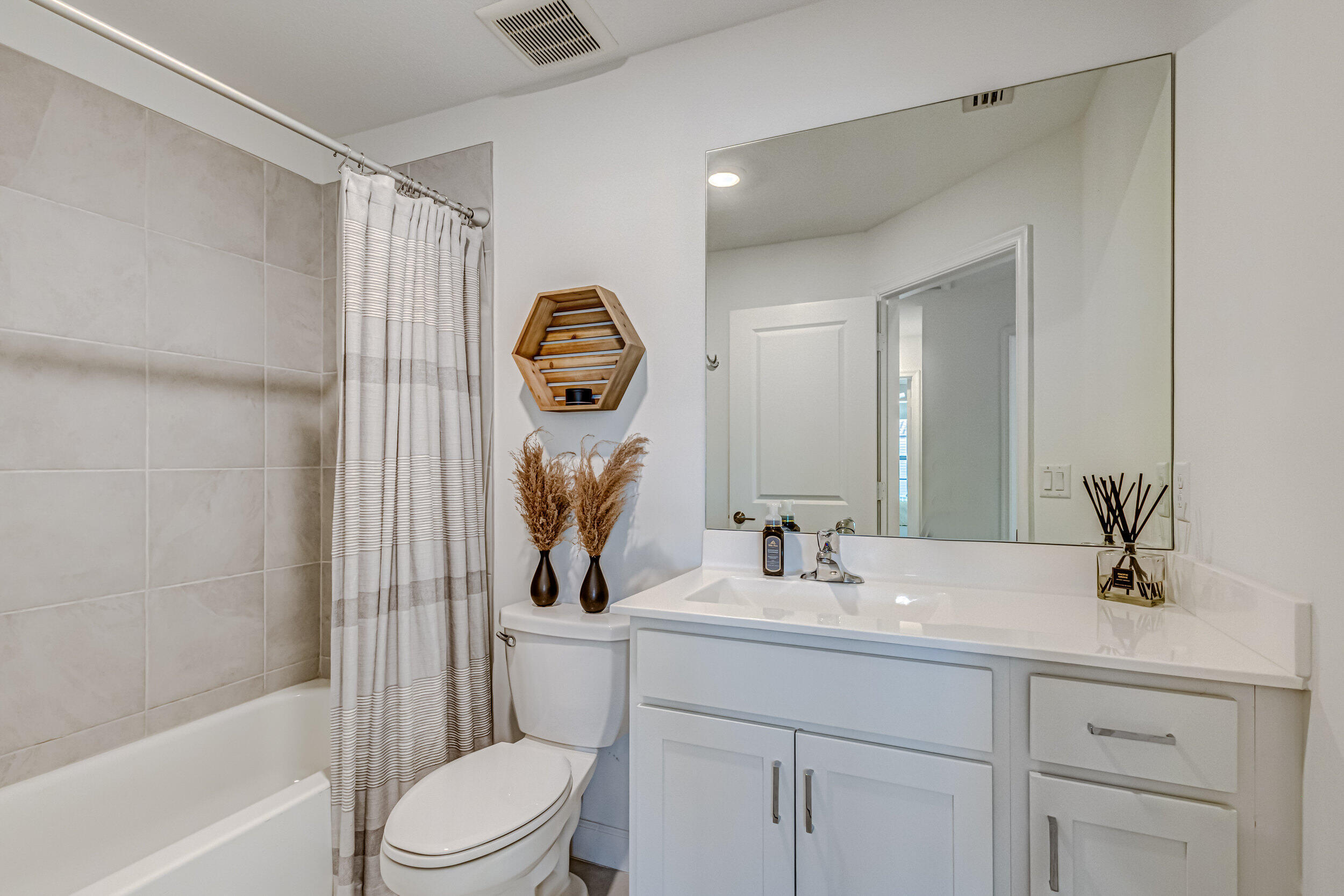 5007 Woods Edge, Riviera Beach FL 33410