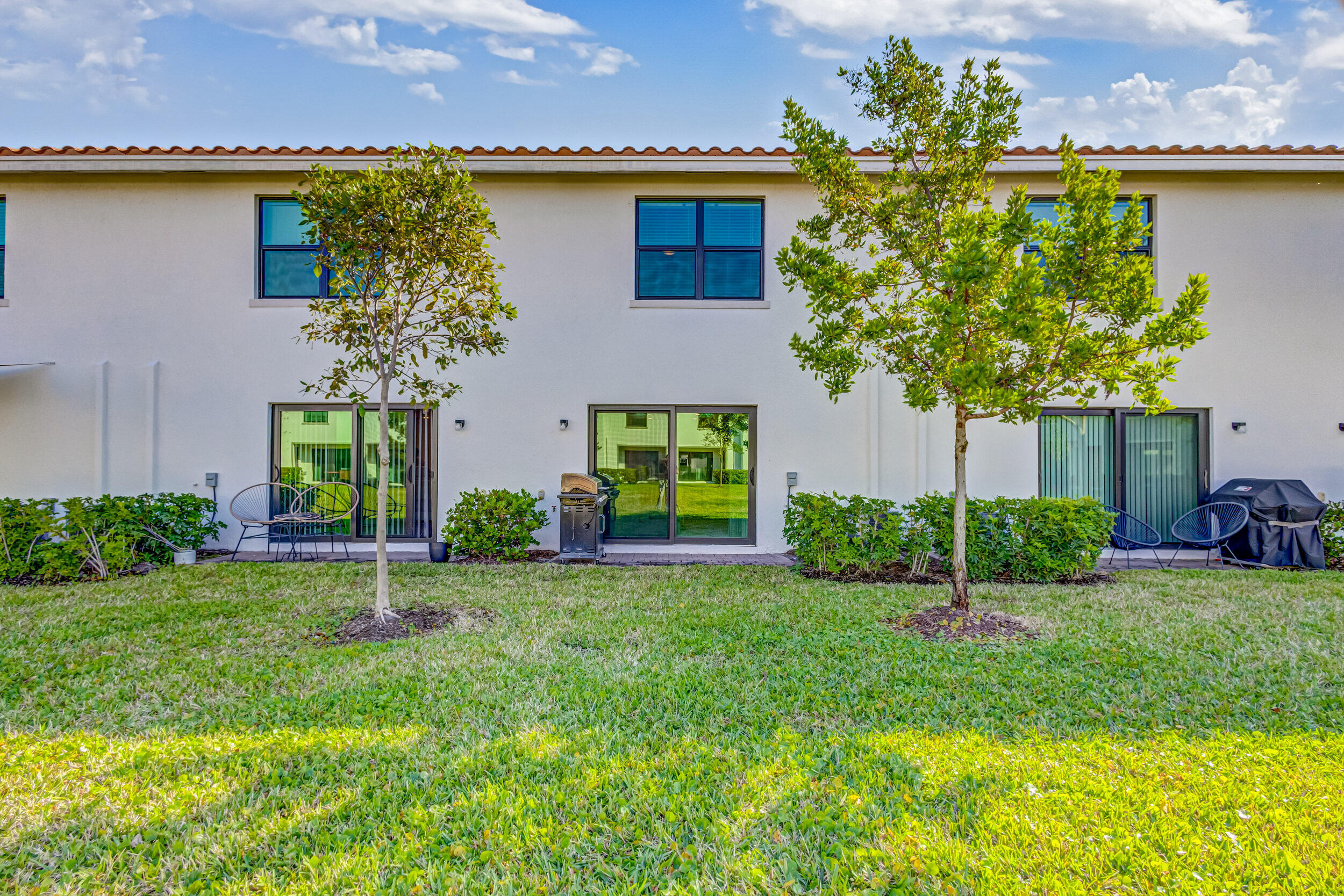 5007 Woods Edge, Riviera Beach FL 33410