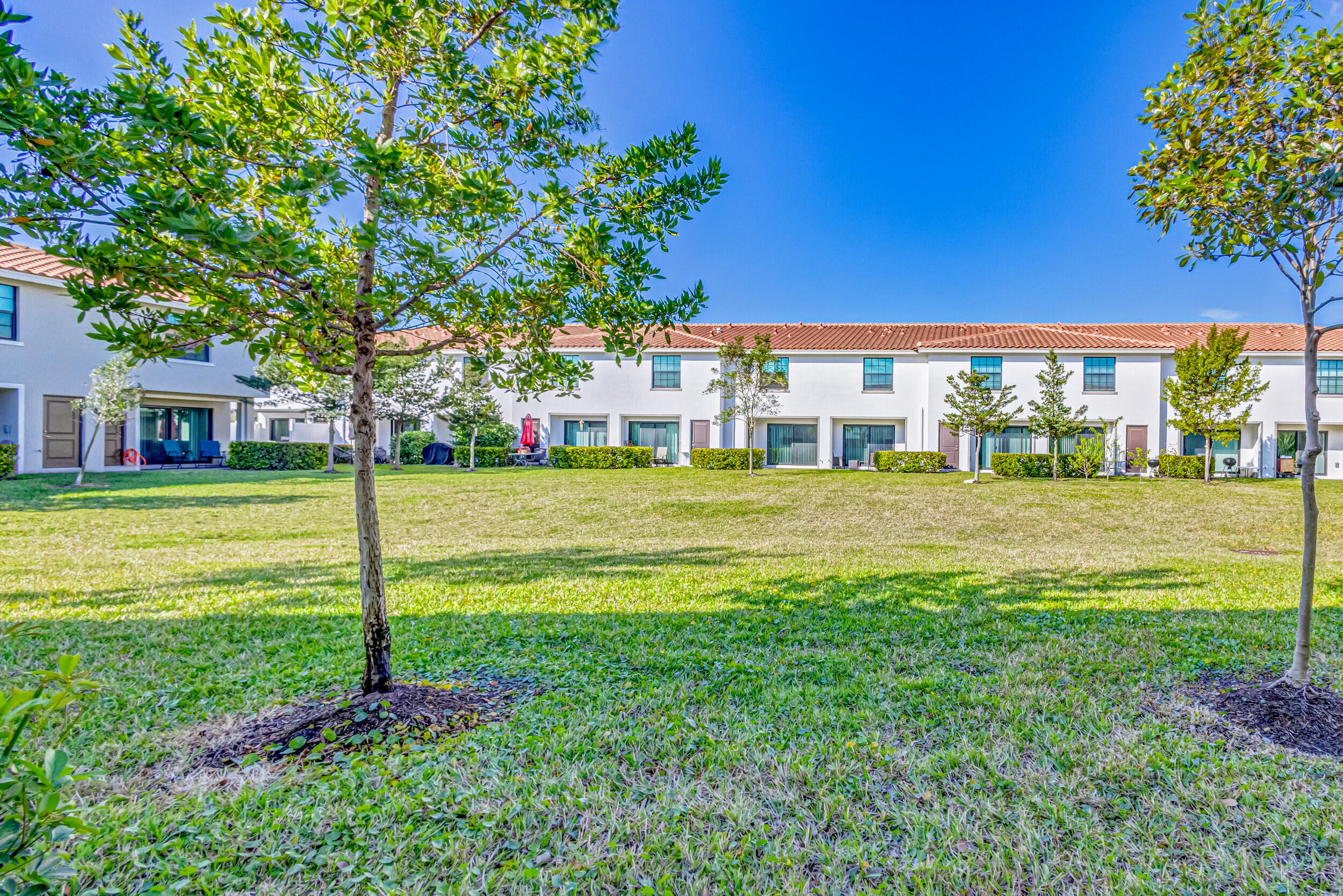 5007 Woods Edge, Riviera Beach FL 33410