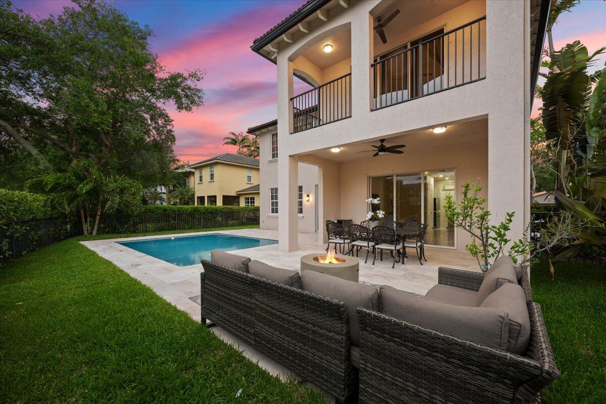 2020 Graden, Palm Beach Gardens FL 33410